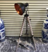 NEW BOXED LARGE TRIPOD LIGHT WITH COPPER SHADE