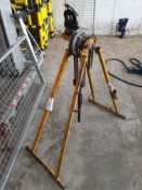 Conduit / pipe bender