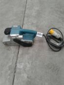Makita belt sander 110 V