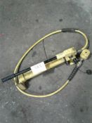 Hydraulic cylinder pump with pad Jack