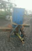 West Commet Straw Chopper