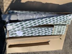 5' Flourescent lights in housing New x 8 (Twin tubes, slimline incl tubes