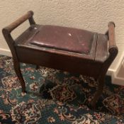 Vintage piano stoll with music (Circa 1940)