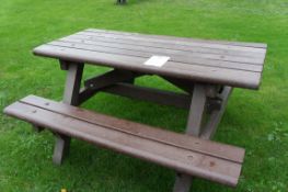 Heavy duty picnic table