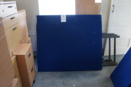 x 2 portable privacy screens