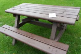 Heavy duty picnic table