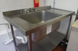 Plate wash sink on wheels