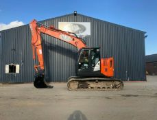 Hitachi ZX135US-5B Excavator / Digger