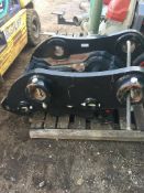 JCB JS290 - JS360 Quick Hitch