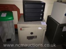 2x Safes no keys present