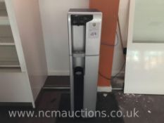 Borg and overstrom water dispenser