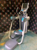 Precor AMT 885 With P80 Console