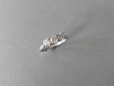 0.75ct diamond trilogy stone ring set in 18ct gold. 3 brilliant cut diamonds