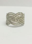9K White gold Fancy dress ring