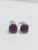 9CT YELLOW GOLD RHODIUM PLATED(WHITE PART) PLATED STUD EARRINGS