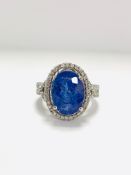 18ct White Gold Tanzanite and Diamond Ring