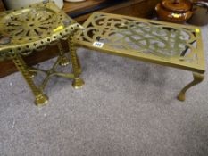 Pierced brass rectangular trivet and a Victorian brass kettle stand