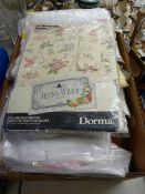Quantity of linen cloths and hand towels etc
