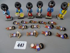 Good collection of Robertson's golly figurines and badges with maker's names by Fattorini, Richard