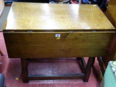 Antique oak style single flap side table
