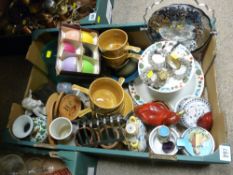 Mixed selection of decorative household crockery and porcelain etc
