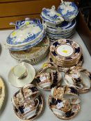 A quantity of Royal Doulton series-ware plates, quantity of rust ground & cobalt blue floral antique