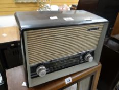 A Philips mid-century VHF / medium wave / long wave radio Condition reports are provided on