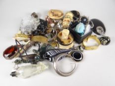 A large parcel of silver & other jewellery, curios & collectables Condition reports are provided