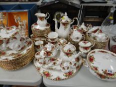 A large quantity of Royal Albert 'Old Country Roses' tableware Condition reports provided on request