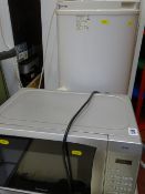 Goodmans PE20S silver finished microwave oven and a White Knight circular spin dryer E/T