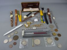 Gold filled Schaeffer ballpoint, a Parker ballpoint marked 'La Palma', a small collection of