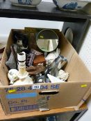 Mixed box of vintage and later collectables