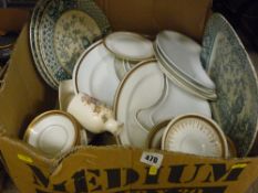 Mixed box of dinner and teaware etc