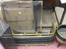 Excellent brass and wirework fender, two sparkguards, a cauldron shaped coal bucket etc