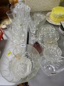 Quantity of vintage and other glassware