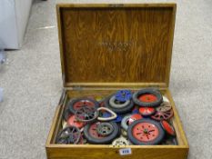 Wooden Meccano No. 5A box with miscellaneous Meccano contents