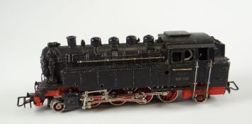 MARKLIN HO GAUGE LOCOMOTIVE TT800 NUMBERED 86 197 IN ORIGINAL BOX. Condition Report: Wear as