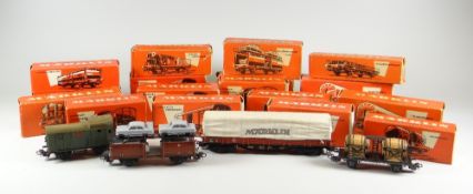 QUANTITY OF BOXED MARKLIN ROLLING STOCK TO INCLUDE GUARD'S VAN, CLOSED GOODS VAN, BOGIE TILT TRUCK