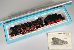 MARKLIN HO GAUGE DB EXPRESS LOCOMOTIVE AND TENDER 3048 IN ORIGINAL BOX AND NUMBERED 01097 WITH