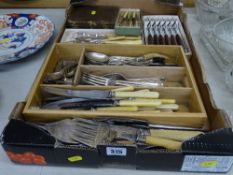 Large parcel of mixed bone handled and other cutlery