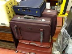 Parcel of luggage (five items)