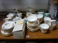 Large parcel of teaware in various patterns etc