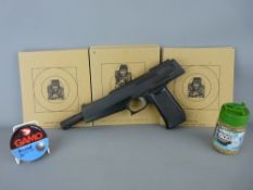Webley Stinger 0.177 calibre BB gun with target cards and pellets
