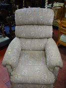 La-z-boy electric recliner chair with floral upholstery E/T