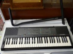 Kawai MK10 personal keyboard with metal stand (battery operated)