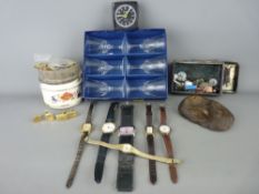 Mixed group of collectables to include a chunk of agate, a selection of mainly lady's