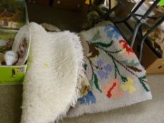 Parcel of various scatter and bathroom rugs