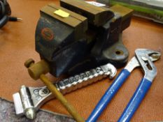 Small Woden bench vice, pipe grips and life hammer