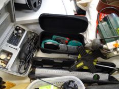 Parcel of Bosch Isio sander, cased Dremmel LaserPro spirit level, router etc E/T