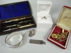 Parcel of jewellery including modern 9ct yellow gold sapphire ring with single sapphire and